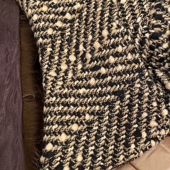 DANA Buchman fabulous coat with detachable beaver collar, size 6 - Picture 10 of 16